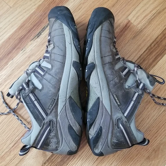 Keen Hiker LaceUps! - Picture 2 of 7